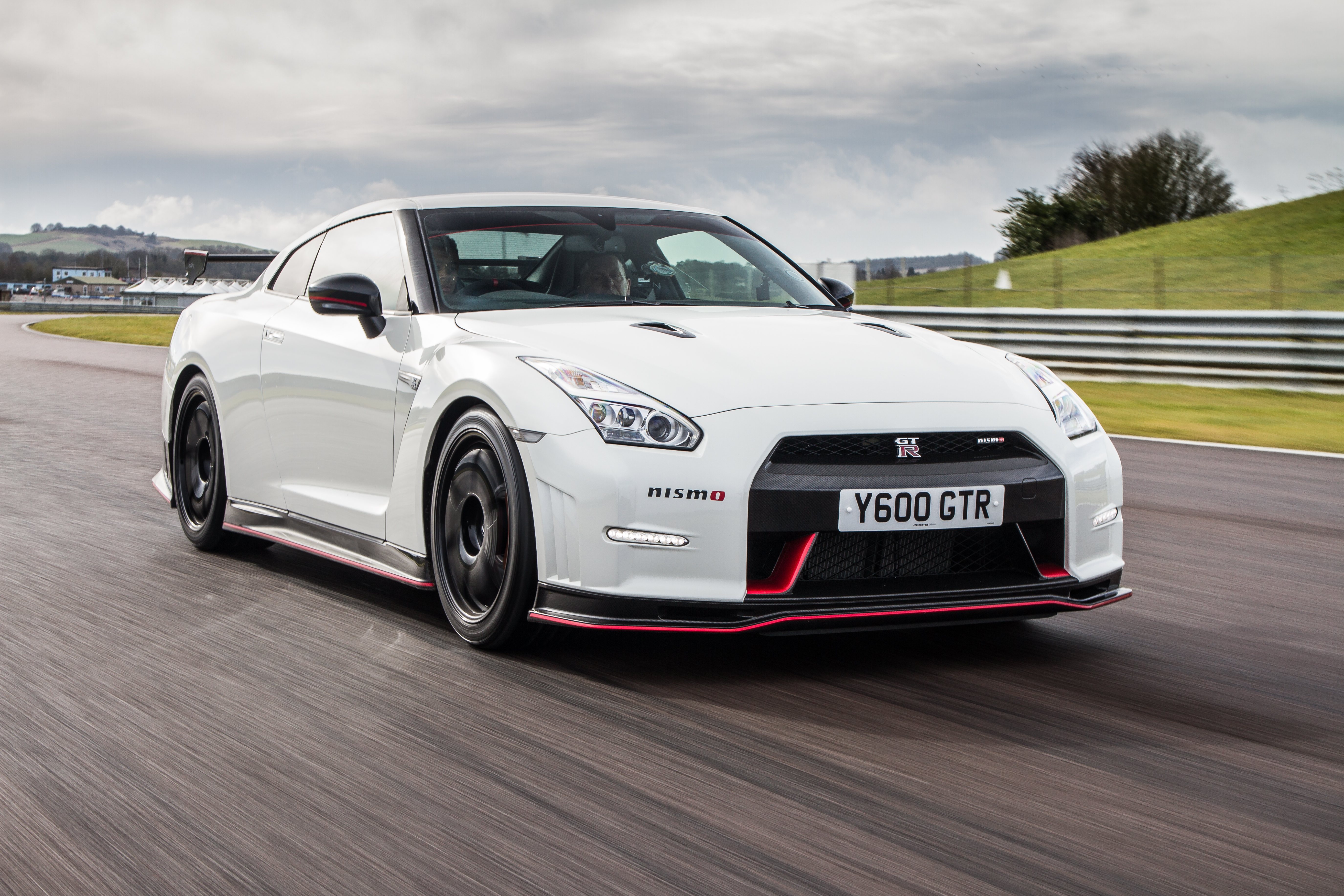 Nissan GT-R Nismo